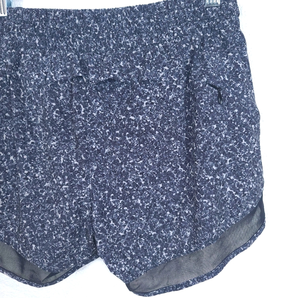 ATHLETA Printed Mesh Racer Run Shorts 4" - Picture 8 of 10